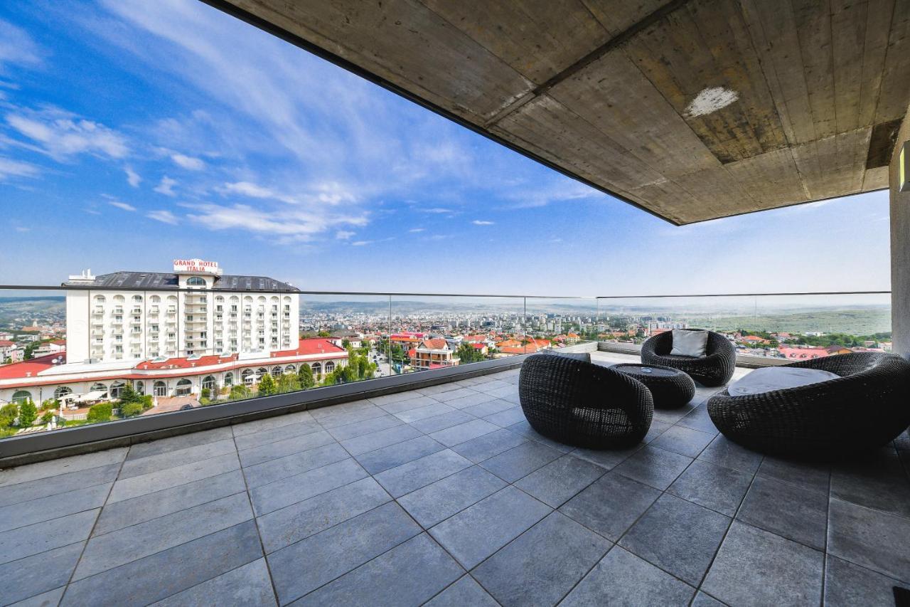 My Place Grand Hill كلوج-نابوكا المظهر الخارجي الصورة