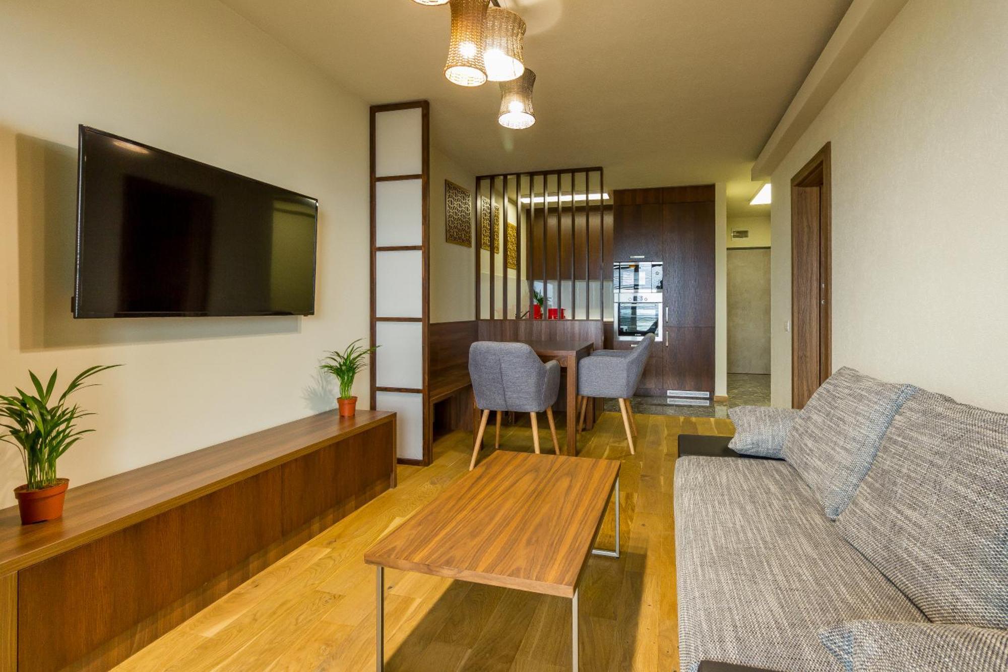 My Place Grand Hill كلوج-نابوكا المظهر الخارجي الصورة