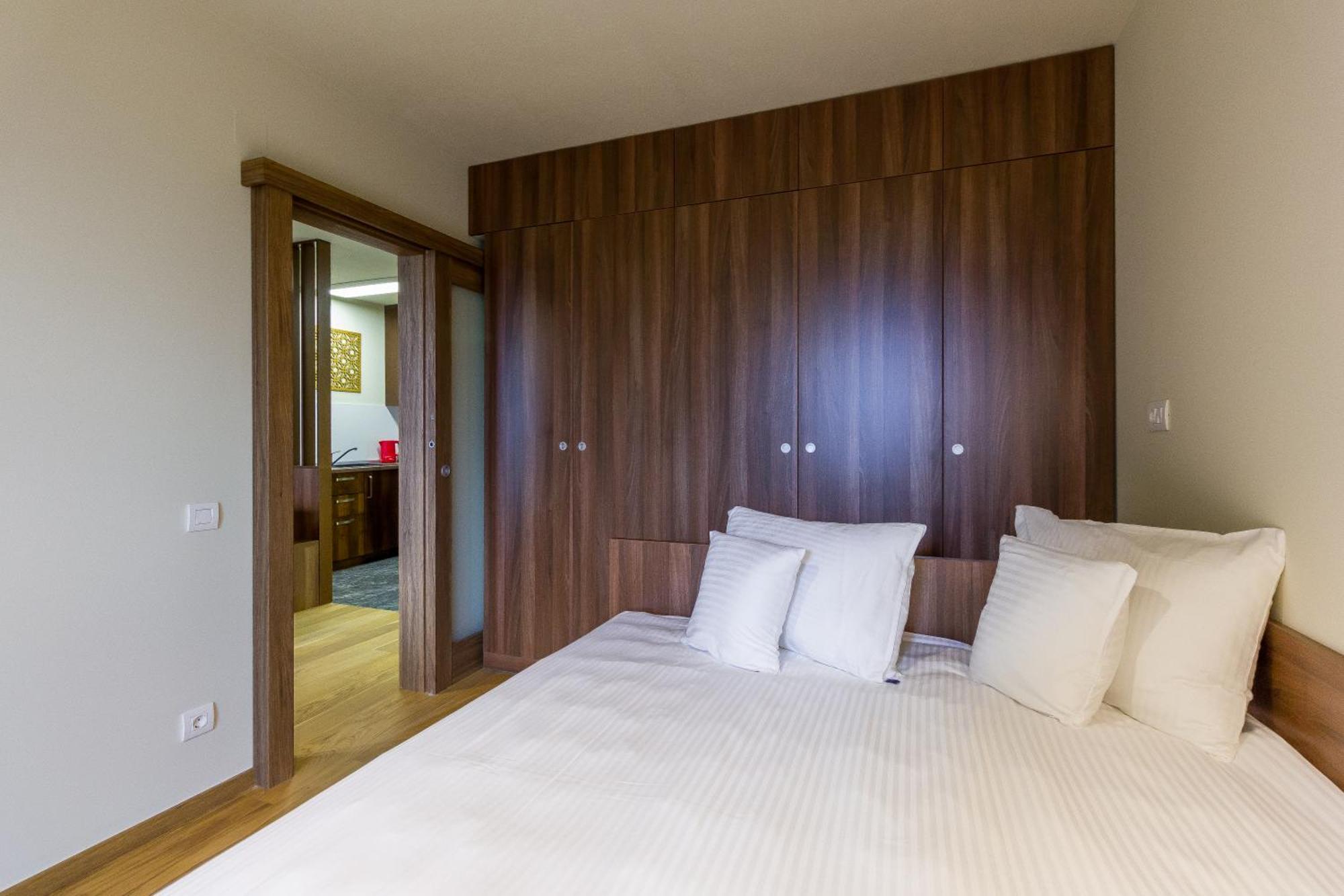 My Place Grand Hill كلوج-نابوكا المظهر الخارجي الصورة