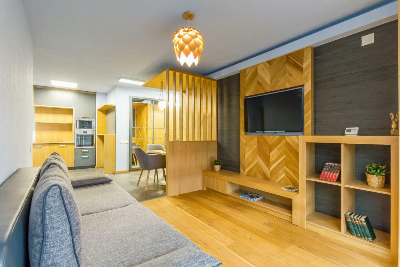 My Place Grand Hill كلوج-نابوكا المظهر الخارجي الصورة